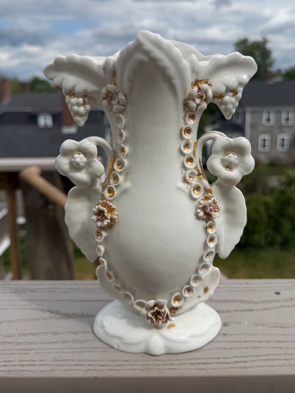 Antique French Vieux Old Paris Spill Vase, Ruffled Rococo-Revival Style, 19c.